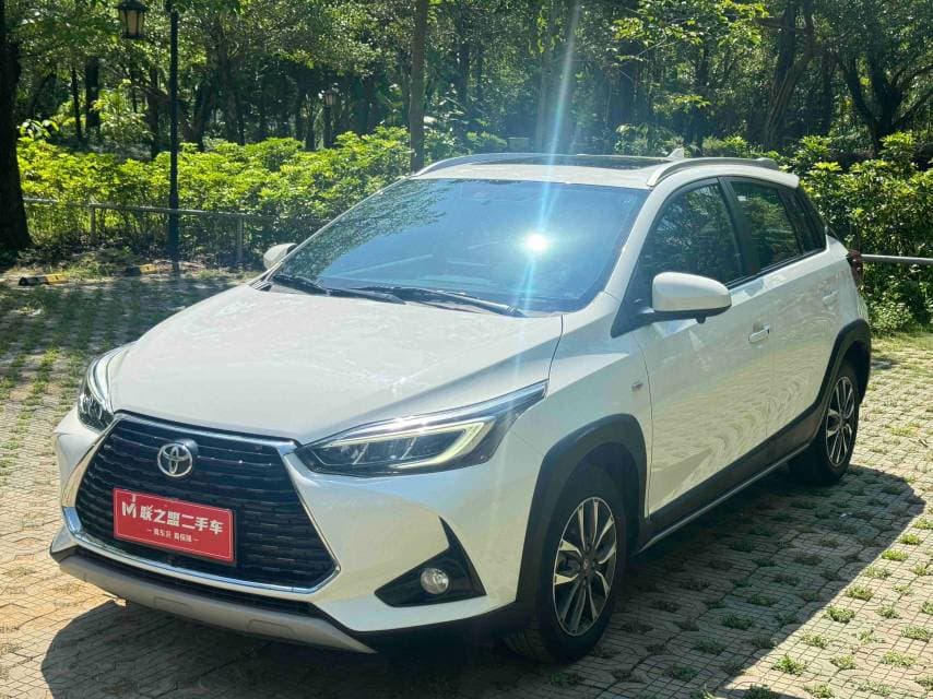 Toyota Yaris L Hatchback